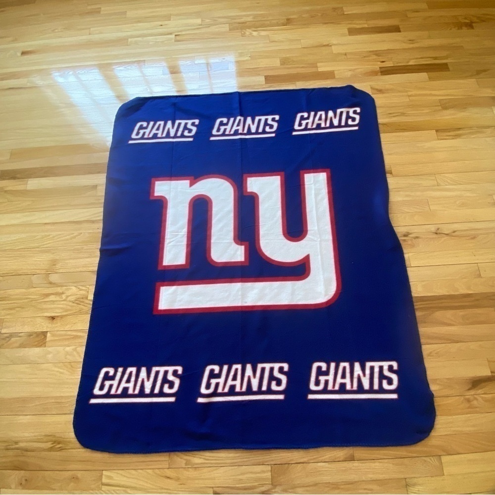 New York Giants NFL Fleece Throw Blanket